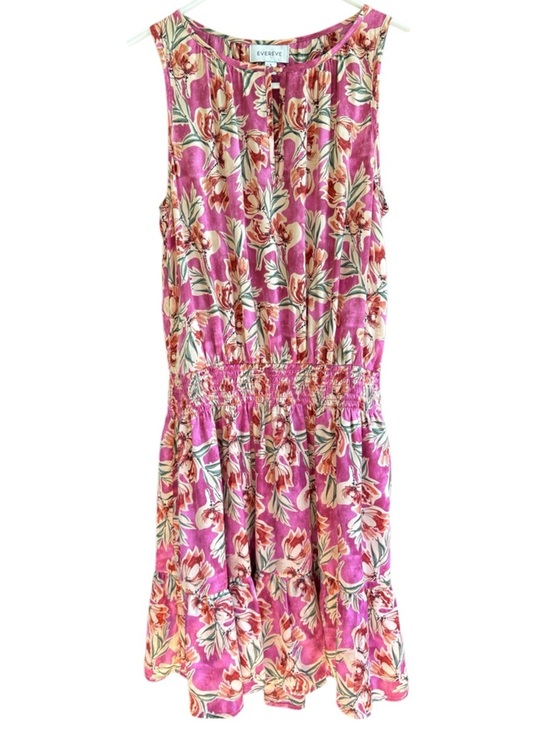 Evereve Dresses & Skirts - EUC EVEREVE Floral Smocked Waist Sleeveless Dress Size Small